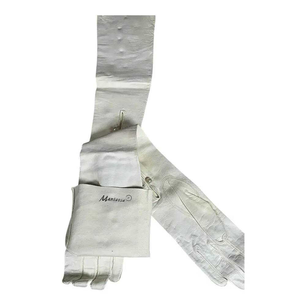Vintage Mantessa Long White Opera Gloves Antique Soft Perl Clasp Detail X-Small